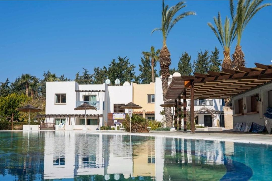 Nice Holiday Apartment Paphos Exterior foto